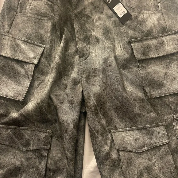 Harvey washed Faux Leather cargo pant - Picture 2 of 2